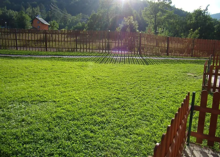 Nad Lomniczka Appartement *